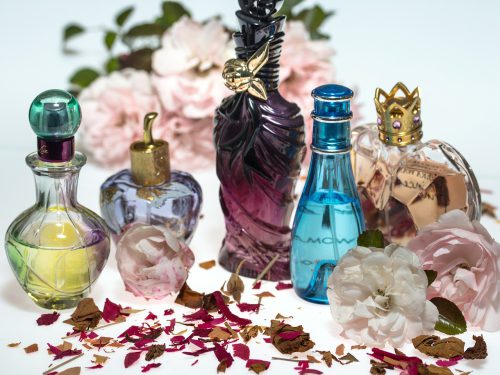 Gdzie kupić oryginalne perfumy? Ranking najlepszych sklepów i drogerii